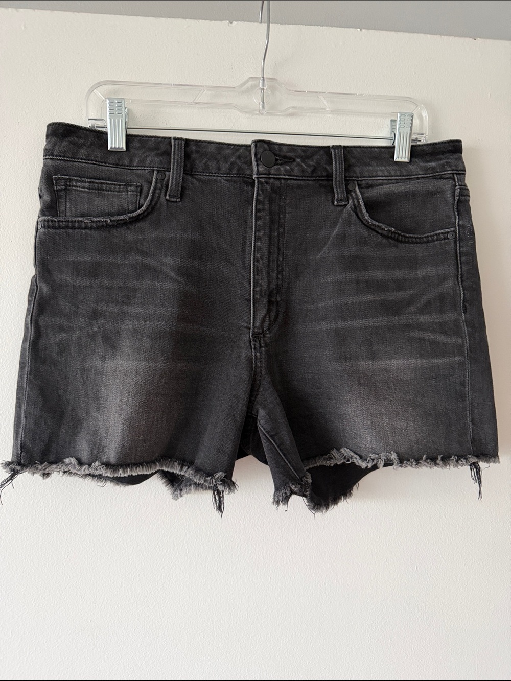 Joe’s Jeans The Ozzie Cutoff Denim Shorts in Newport Black - Size 30 GUC
